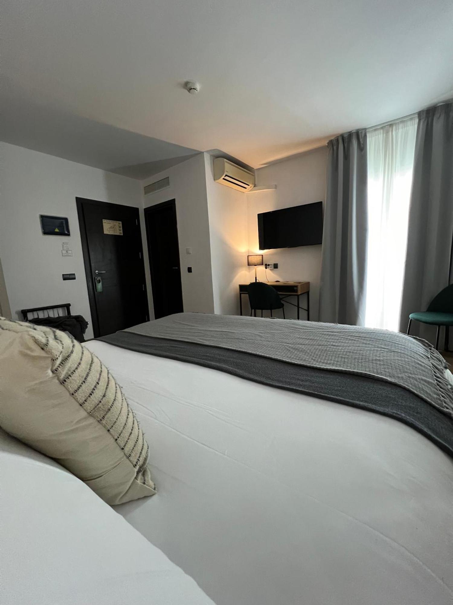 Hotel San Miguel Menorca 马翁 外观 照片