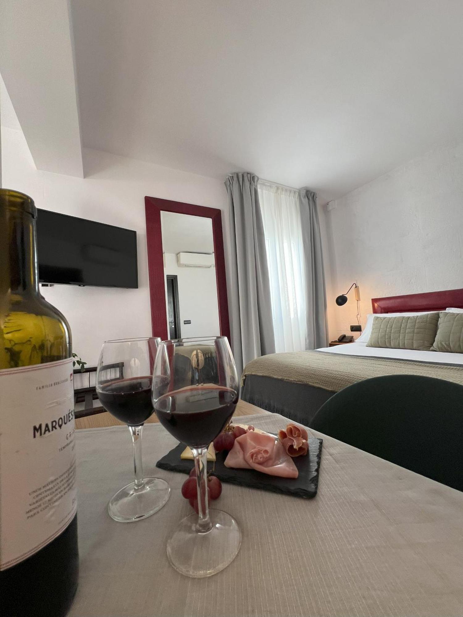 Hotel San Miguel Menorca 马翁 外观 照片